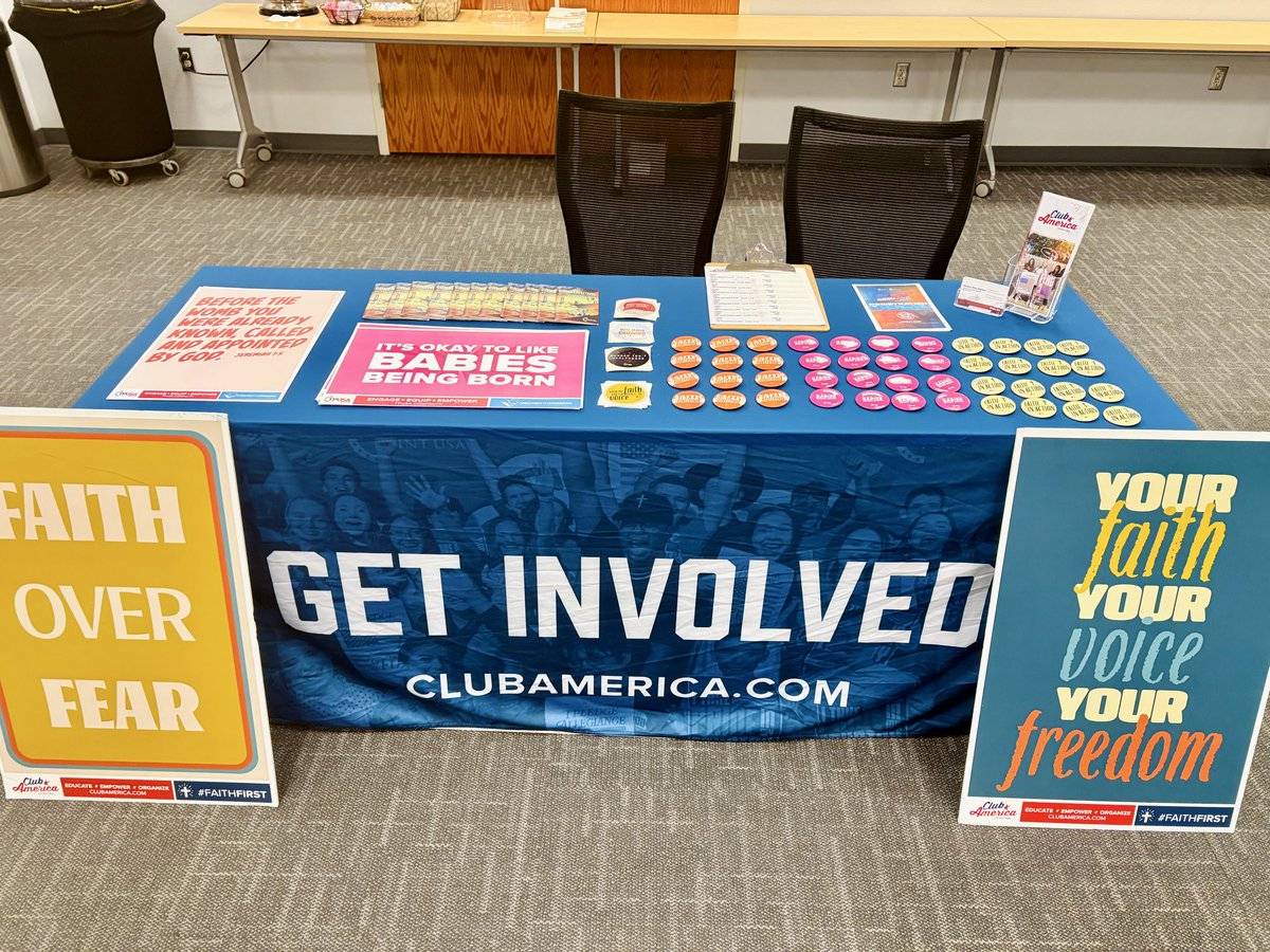 MadiTabbert's tweet photo. At the North Dakota Pro-Life Youth Summit today! 🇺🇸🤍 
@TPUSA | @tpusastudents https://t.co/e75YufZjDl