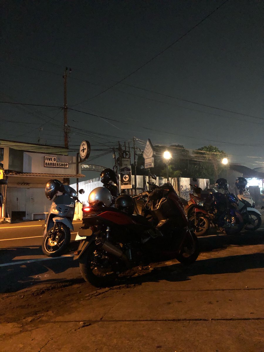 bsrhhhema's tweet photo. jogja tapi bukan malioboroooo https://t.co/9JTYu7BUyo