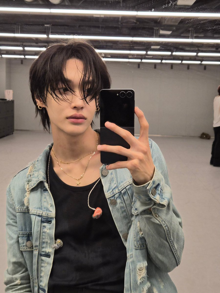 wonb1ntime's tweet photo. 250927 위버스 포스트

💦🫠

#라이즈 #RIIZE #원빈 #WONBIN https://t.co/aG4Kofjuxc