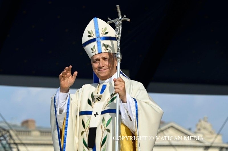 RichRaho's tweet photo. The Pope at Paris Mass: “We must acknowledge that nothing in this world can ever fully satisfy us. When we think that our work is finished at last and our efforts have been rewarded, that inner emptiness often returns, deeper than before…. none of us is merely a number or an entry in a register, but a unique and irreplaceable person.”https://t.co/KIizraaa1E