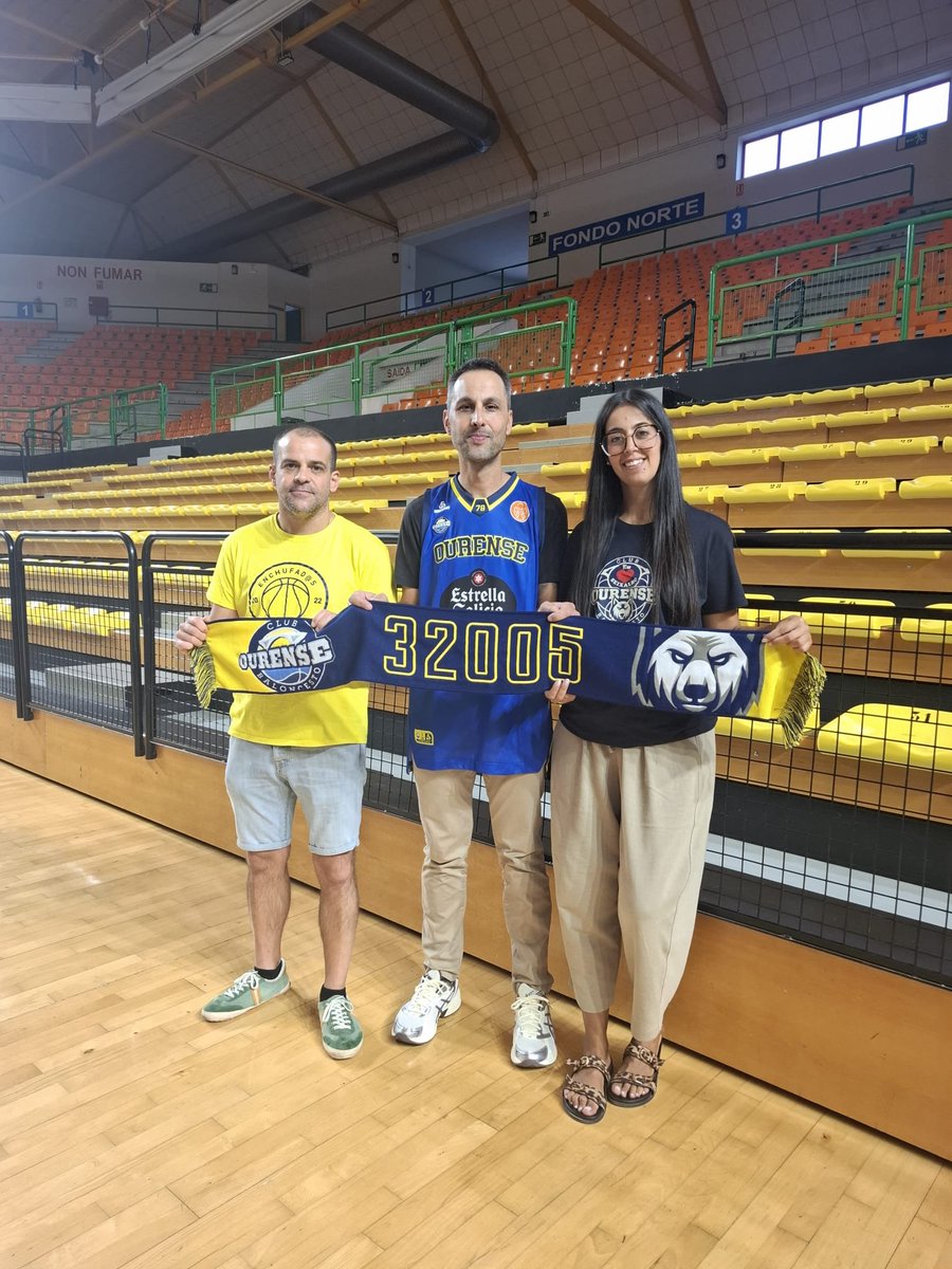 COBSAD's tweet photo. Speaker e peñas preparando todo para o partido de hoxe!! #ForzaCOB #PERTENZA https://t.co/65sAdvVn9D