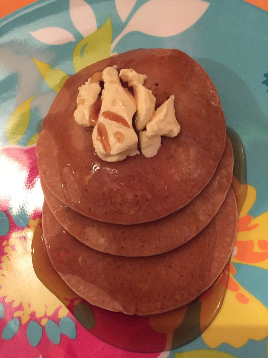 disneyfan40's tweet photo. @CardSnacks With lots of butter and syrup 🥞 https://t.co/fYi7wAsWLz