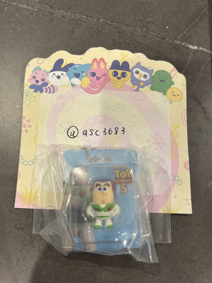 asc3683's tweet photo. 【交換】トイストーリー TOY STORY5 
ブリスターチャームコレクション

譲：バズ

求：リリーパット（優先）orジェシー

郵送希望です。
お気軽にお声掛けください。 https://t.co/Nw8x6Av0fO