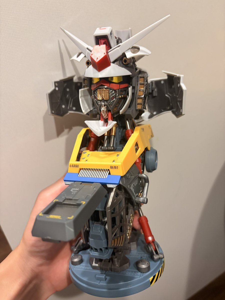 customnyaruko's tweet photo. EXCEED MODEL TRINITY RX-78-2 ガンダム
1回1500円のガチャだけどコレだけのクオリティなら回す価値有り！
塗装もかなり細かい。
欲を言えばオンライン版の発光ギミック付きが欲しかった… https://t.co/ZM5FeRqIvg
