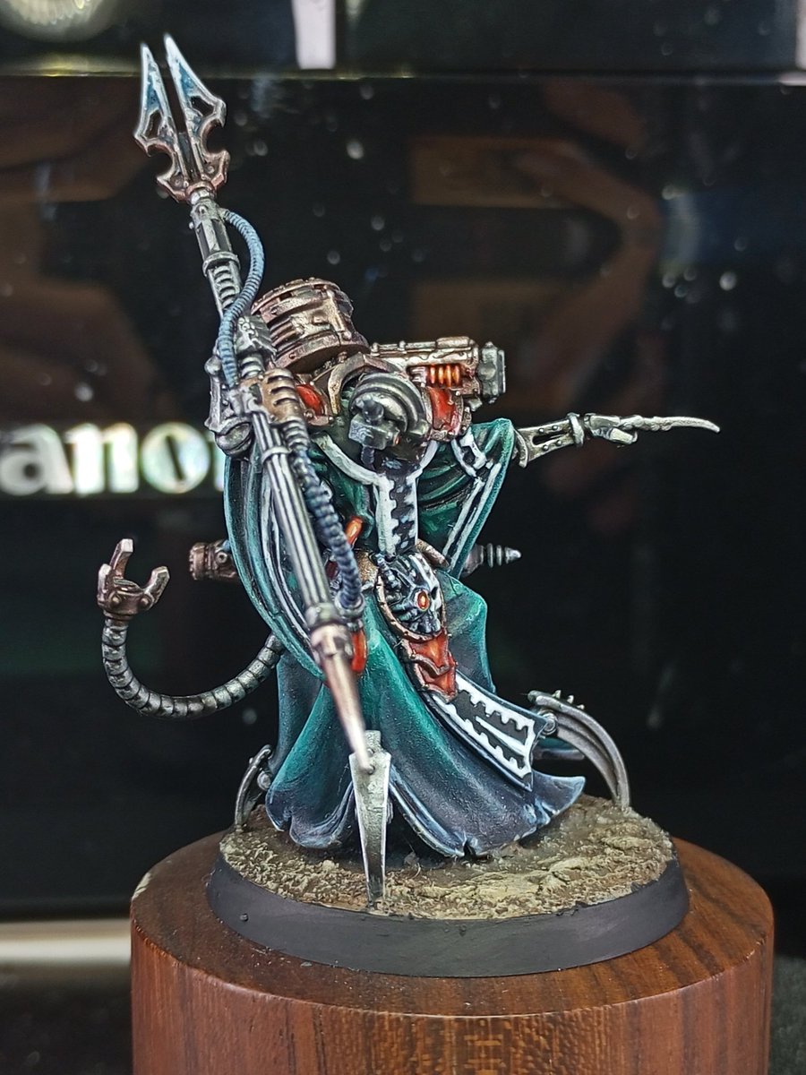 WillChu10's tweet photo. Magos Heterodoxist Malefic done, ready to support oncoming ruinstorm daemons ^^
Model from Horus Heresy Archmagos kitbashed with random head I found it from bitsbox
.
.
.
.
.
.
#paintingwarhammer
#Warhammer30k
#HorusHeresy
#darkmechanicum
#archmagos https://t.co/JcY3gI6Rtl