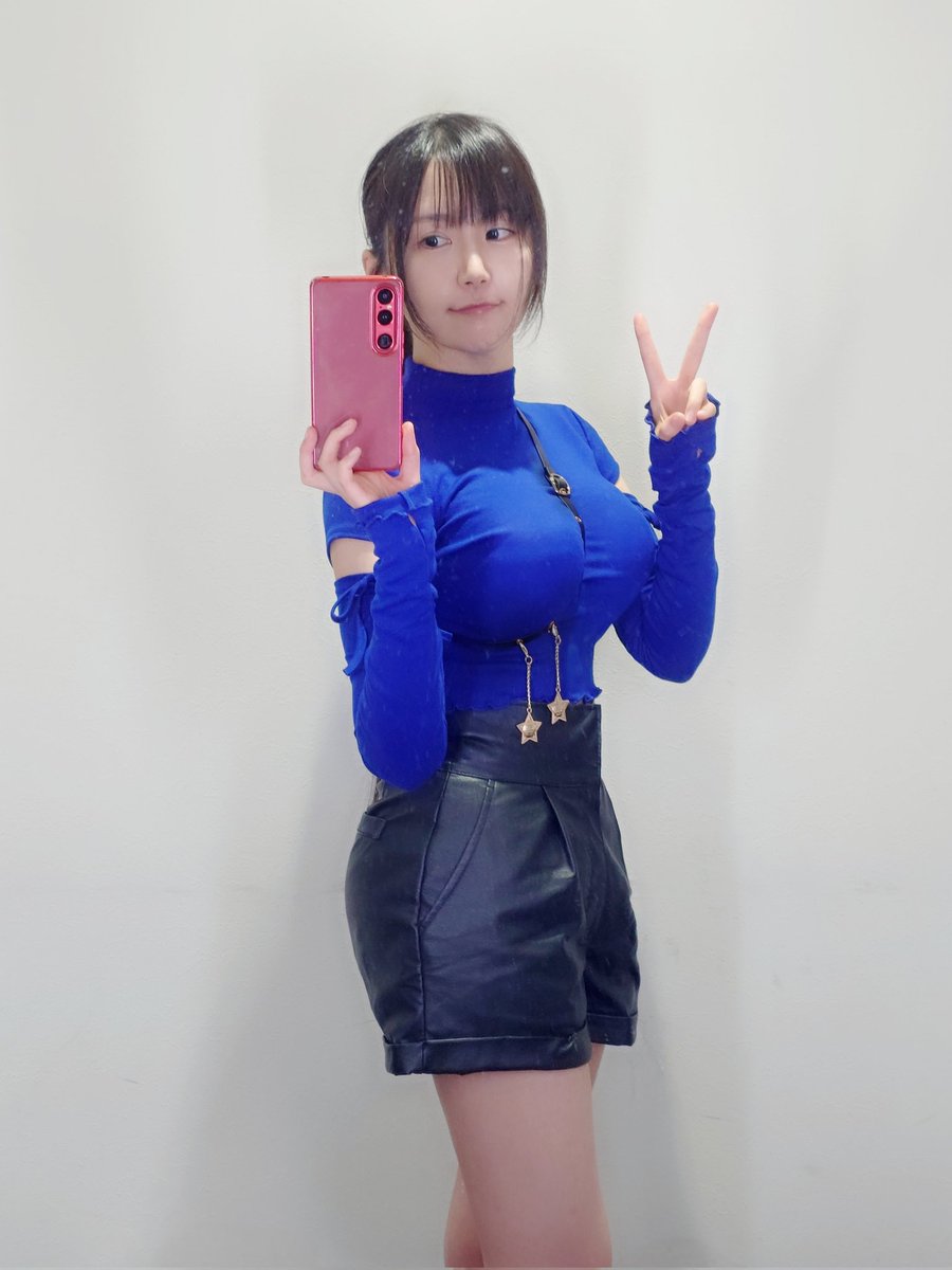 koiwai_kotori's tweet photo. 渋谷の夜空のもとで
アニソンライブ＆DJを楽しめちゃう！

＼💿️ Anisong Scramble 📀／

10/31(土) ハロウィンに
アニソンDJさせて頂きます！

いつも「渋谷だからギャル」目指してきたんだけど、今回はハロウィンぽい衣装かなぁ？🎃

一緒に楽しみましょうね！

#AnisongScramble #アニスク https://t.co/vDL8GxzrSZ