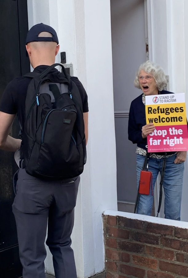 francessmith's tweet photo. Hello @metpoliceuk  election candidates  have a right to campaign without intimidation. The Elections Act 2022 introduced new penalties for anyone guilty of intimidating candidates or campaigners. What action will you be taking against Stand Up To Racism?
https://t.co/LrL1FtfpN4 https://t.co/XDWOKN10tM