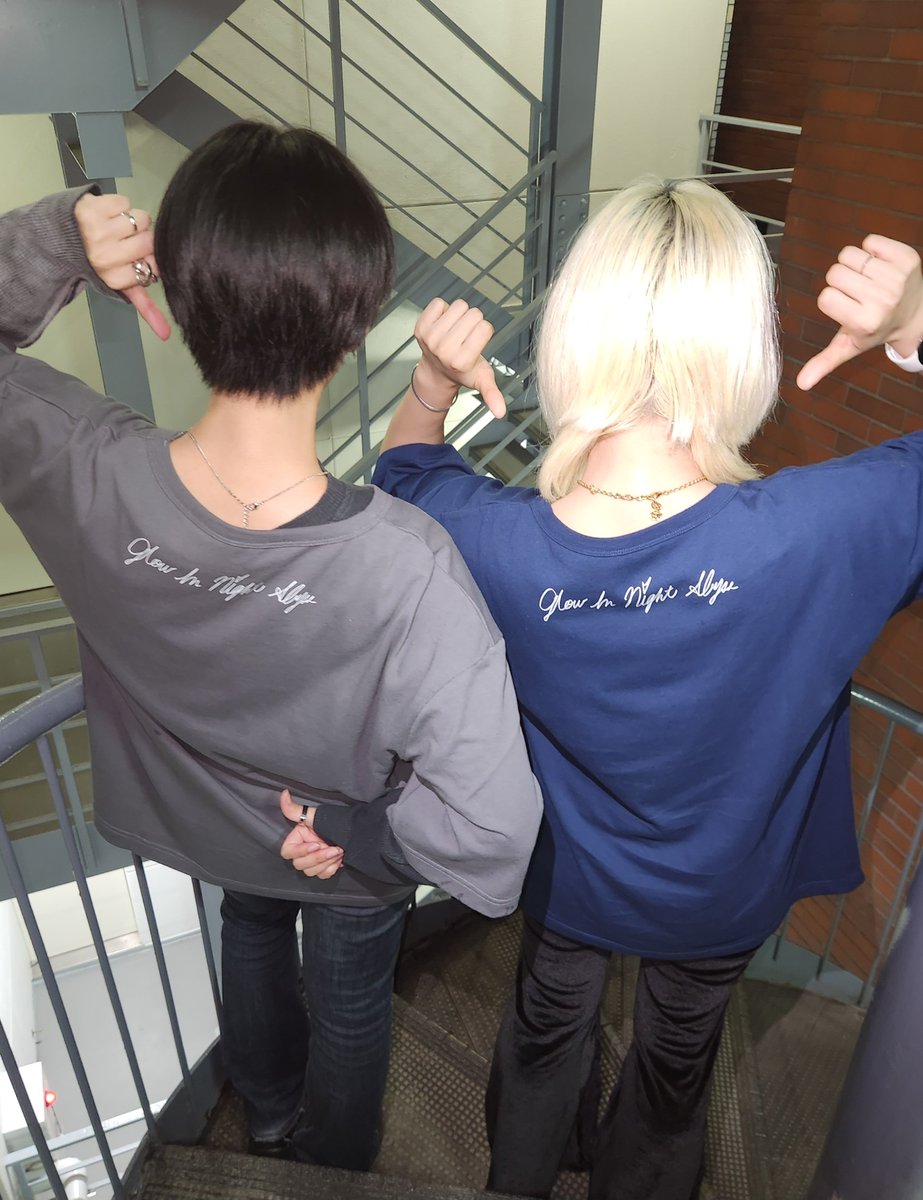 Gina_Bubby's tweet photo. 【じーな祭り2026②】
グッズ情報解禁🔥
普段からたくさん使ってほしくて、質にとってもこだわりました！！

🏮Tシャツ（ネイビー/ダークグレー、XLのみ）　6000円
🏮トートバッグ　3000円
🏮リバーシブルタオル　2500円

上記3種類ご購入の方には特典もご用意してます！✨ https://t.co/vNM3p30OlX
