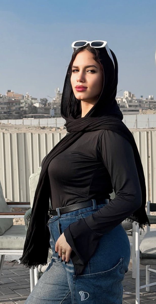 non505898's tweet photo. البت دي بزها كبر اوي عن زمااان ولما كبر بقا بتنكح في العيال اكتر واكتر
انت طبعا بتقعد تتفرج ع صورها وفحولتها ورجليها وانت متعرفش انها حت بت اندر ايدج بتاع19 ولا20 سنه وبتنخور في دبلتك اوي بسببها
عاوز تعرف اسمها ياحيله امك
اسمها تيااكه خرمك🔥😈🍑 https://t.co/PvoRlM6zM9