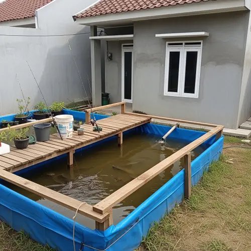 RumahUcup's tweet photo. Siapa tah yang bilang rumah saya sepi karena belum ada istri 🤣 padahal jelas rame banyak kecipak kecipuk 🤣💦💦 https://t.co/LEdpHj9CEq