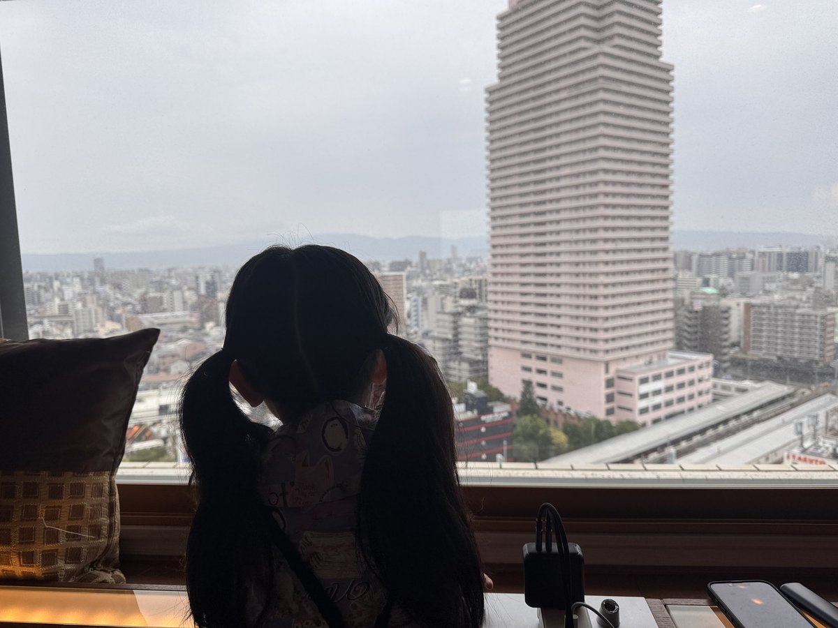 831msms's tweet photo. 最近しょっちゅう関西きてるな
新幹線代キてるな https://t.co/A7dpYm6XHD