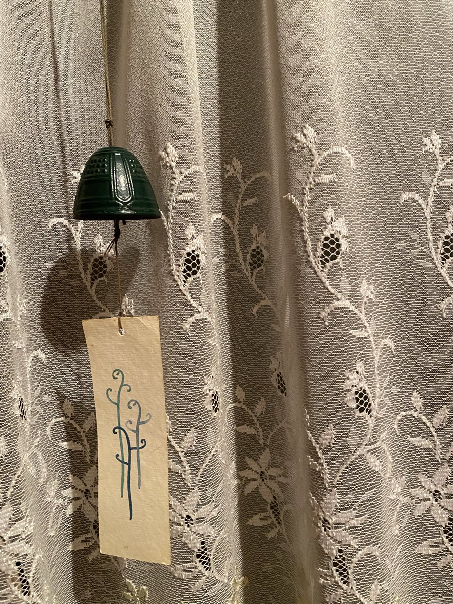 Gm9Jn's tweet photo. #フォロワーの8割が体験したことなさそうなこと

一年中、風鈴を吊るしています。音色が好きです。

#風鈴 https://t.co/I4SUIF7sg1