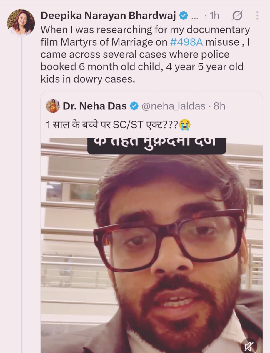 SurajKrBauddh's tweet photo. पोंगा वकील ने अपना पोस्ट डिलीट कर दिया है।

लेकिन दिन-रात मेरिट का डमरू बजाने वाली नेहा दास जैसे जातिवादी सवर्ण इसी फेक न्यूज के सहारे SC-ST Act एवं वंचित वर्गों के खिलाफ जहर उगलना शुरू कर देते हैं।

10वीं का छात्र भी बता सकता है कि BNS की धारा 20 के अनुसार, सात वर्ष से कम आयु के बच्चे द्वारा किया गया कोई भी  कार्य अपराध नहीं माना जाता है।

पहली बात तो 1 साल के बच्चे पर FIR के इस दावे में कितनी सच्चाई है, यह चेक करना होगा। दलितों एवं आदिवासियों के खिलाफ दुष्प्रचार करने में इन लोगों का कोई ईमान नहीं होता है। झोलाछाप वकील की भाषा ही बता रही है कि कैसे वह SC-ST समुदाय के खिलाफ जहर उगला रहा है। अगर यह सच भी है, तो जरूर थाने का SHO भी इनकी तरह ही पोंगा मेरिट वाला होगा, इसीलिए भारतीय न्याय संहिता (BNS) के खिलाफ जाकर एक साल के बच्चे पर FIR दर्ज कर दी। ऐसे में चाहे सिर्फ BNS का मामला हो या फिर BNS के साथ किसी अन्य विशेष लॉ की, अगर इंवेस्टिगेशन ऑफिसर ने 7 साल तक के किसी बच्चे पर चार्जशीट लगा भी दी तो Circle Officer, SHO सहित सभी जिम्मेदार पुकिसकर्मी नाप दिए जाएंगे।

दूसरी बात, SC-ST Act एक Special Law है। किसी भी व्यक्ति पर पहले BNS की धाराओं में मामला दर्ज होता है, क्योंकि BNS भारत का General Criminal Law है। हर बात पर जाहिलों की तरह मुंह उठाकर SC-ST Act के खिलाफ बक-बक करना तुम्हारी गोबरबुद्धि का परिचय देता है।

हालांकि मुझे पता है कि तुम लोग गोबरबुद्धि नहीं हो। तुम जातिगत श्रेष्ठता-बोध में जीने वाले नीच प्राणी हो, जो दिन-रात केवल इसी चिंता में मरे जा रहे हो कि तुम्हारे पुरखों की बनाई सड़ियल जातिवादी संस्कृति को दलित अपने पैरों तले क्यों कुचल रहे हैं।

चूंकि तुम्हारे श्रेष्ठता-बोध का दिन-रात सार्वजनिक रूप से जुलूस निकाला जा रहा है और पूरी दुनिया के मानवाधिकारों के लंबरदार तुम्हारी मानसिकता पर लाखों लानतें भेज रहे हैं, अतः तुम लोग इसी कुंठा और छटपटाहट में SC-ST Act एवं वंचित समुदाय के खिलाफ जहर उगलते रहते हो।

अच्छा है। तुम्हारी ये छटपटाहट और बौखलाहट देखकर हमें ऊर्जा मिलती है। वैसे भी करुणा और समानता की उम्मीद इंसानों से की जाती है। दलितों के खिलाफ जातीय द्वेष में लबरेज होकर जहर फैलाने के मामले में तुम लोग न तो इंसान रहते हो और न ही तुममें कोई इंसानियत रहती है।