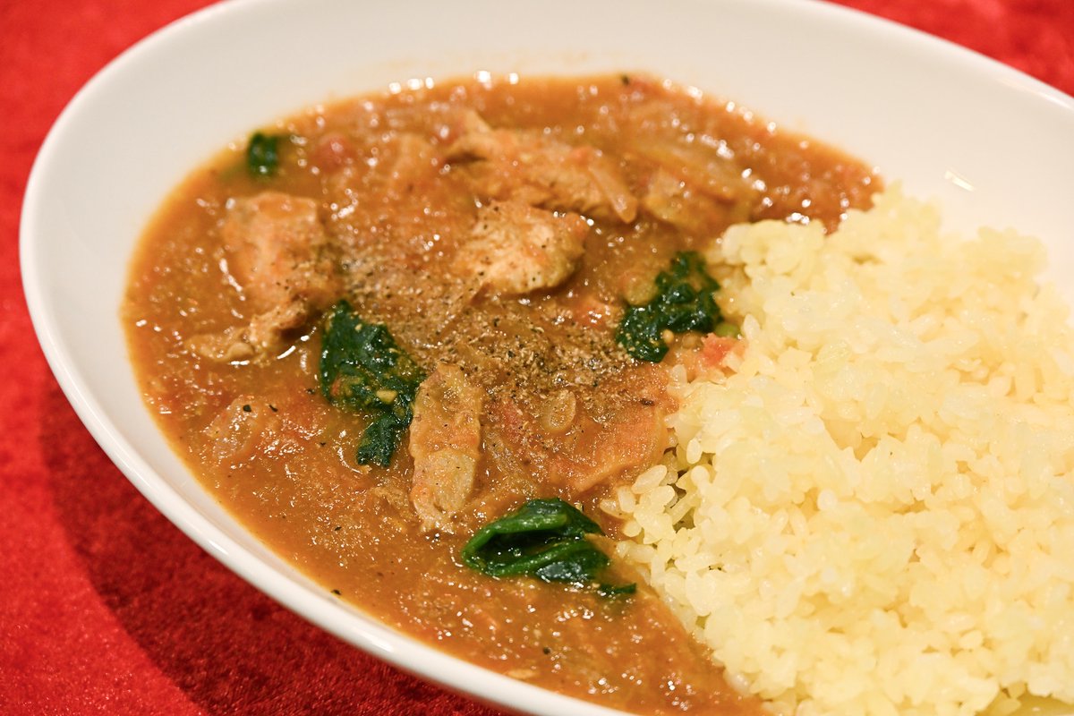 SSessions_tbsch's tweet photo. 今回のカレーはこちら✨
🍛ほうれん草チキンカレー🥄
山椒も効いた一皿に“おいしい”連発でした😋

再放送はTBSチャンネル1で10月17日(土)深夜0時30分から📺
https://t.co/LlBubCdPaZ

#SpicySessions #カレー #curry
#辰巳ゆうと #黒沢薫 #中西アルノ https://t.co/1SZMV8XbpJ