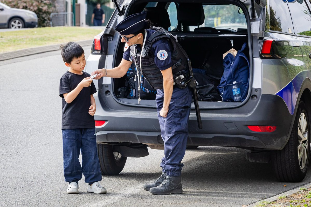 PoliceNationale's tweet photo. @Interieur_Gouv https://t.co/cJptsC2Jfw