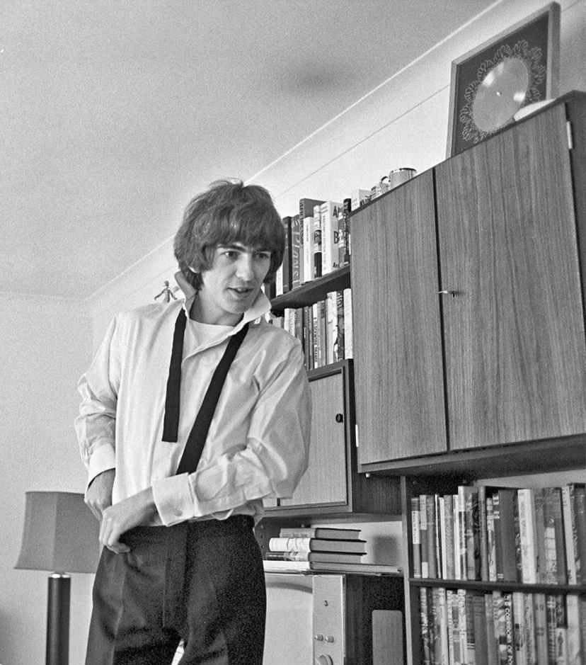 MusicAdult66693's tweet photo. #George #TheBeatles https://t.co/G99j9ifO3W