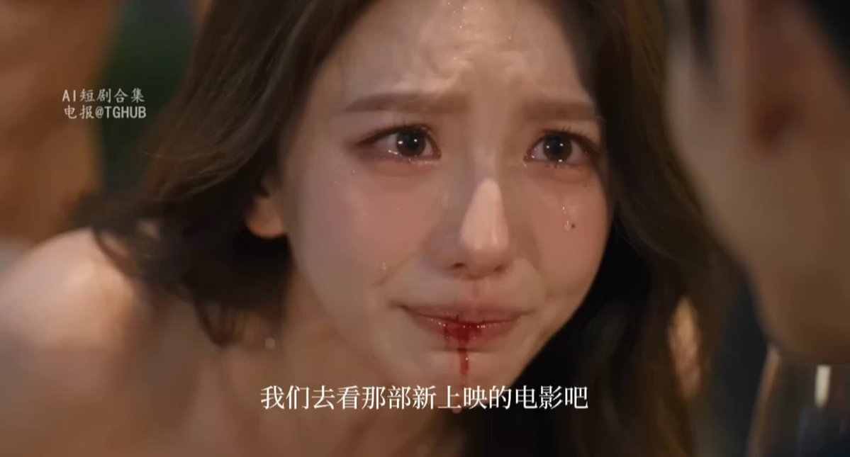 A78RX5's tweet photo. 李一桐在片场莫名被大干一场 黄果短剧非常有意思 https://t.co/K9O8VxneXe