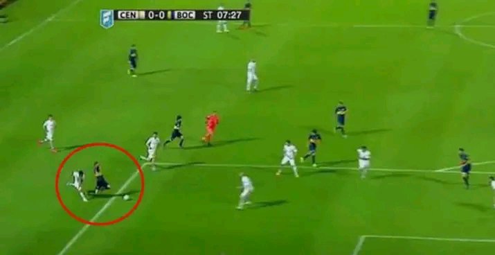chinodurorc's tweet photo. @SergioChouza Acá no era penal https://t.co/FvB81ZfWnh