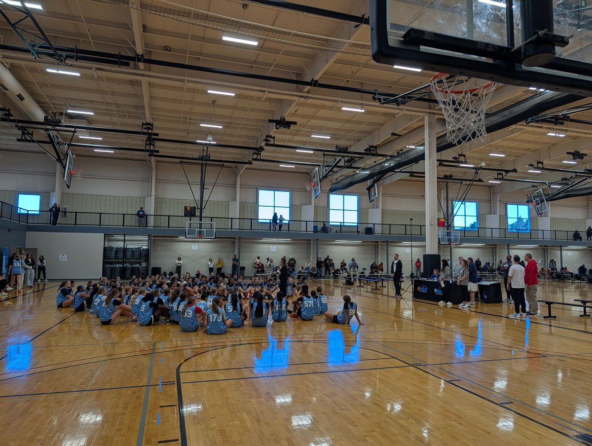 CoachEvanBell's tweet photo. THANK YOU to everyone who supported the 2026 @PGHMichigan Expo today! It takes everyone to pull off a great event. 100+ prospects registered for the showcase today and had the opportunity to be evaluated by our scouts and college coaches. I kept saying to myself and others that the prospects in the gym have a bright future ahead of them at the college level. The quality of talent was off the charts and there were prospects capable of playing at every level in the gym. I greatly appreciate all the college coaches who came out today to support PGH and evaluate the girls competing at the showcase! New players were evaluated for the first time today and demonstrated qualities that translate to the college game.  Seeing new prospects and evaluating familiar faces we've enjoyed watching for years is what makes this showcase a special experience year after year. We remember these exciting moments in these girls' careers and basketball journeys. Having the chance to capture and preserve those moments is a privilege. Articles and graphics will be coming out over the next week, see you again soon! 😎 @CoachEmilyPGH @pgh_Danyle