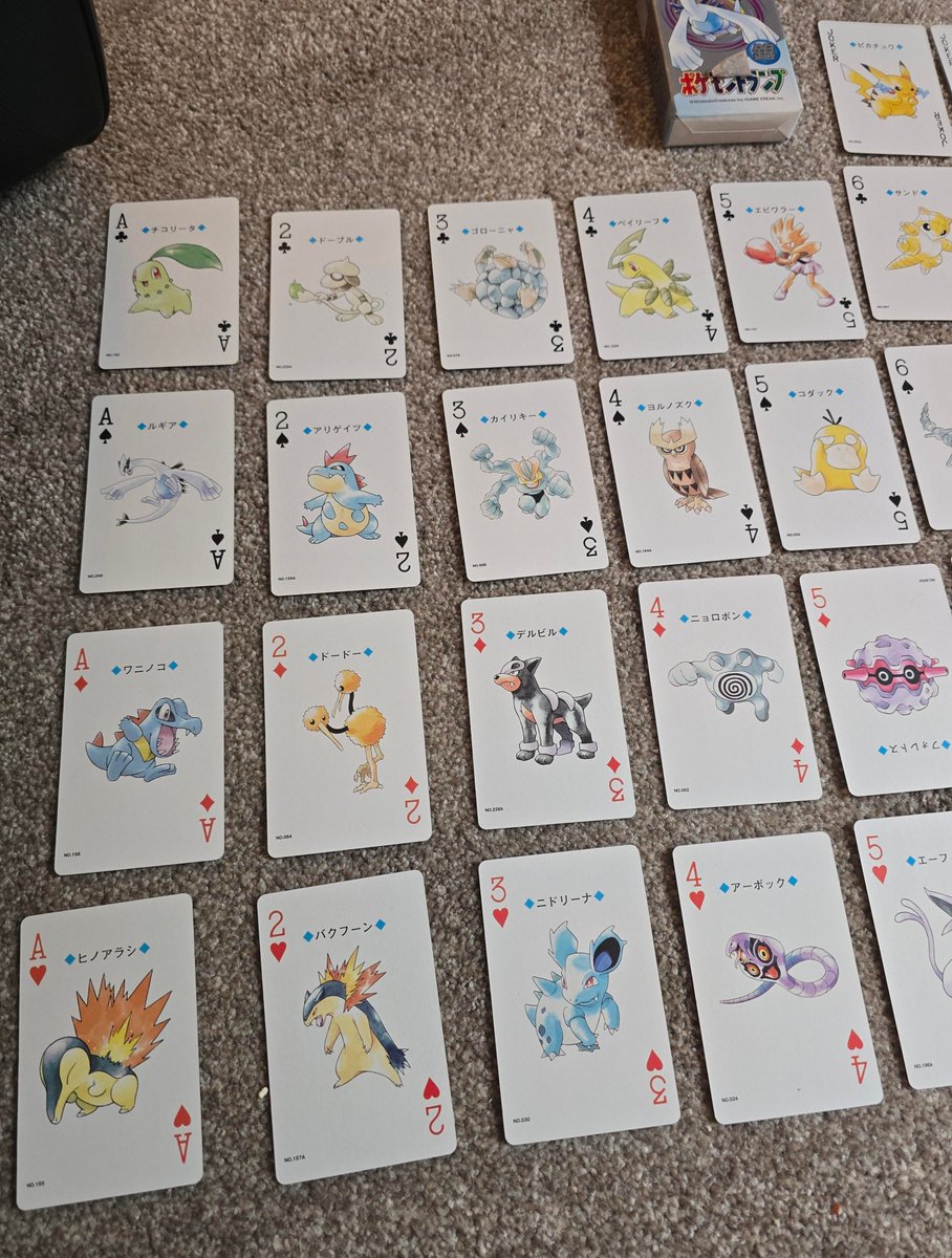 PokeDailyPost's tweet photo. Pokémon Silver Playing Cards 🃏 https://t.co/oPgFKi1tbd