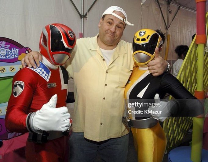 OldInternetFeel's tweet photo. Tony Soprano with the power rangers https://t.co/ZEMOJaY6Nn