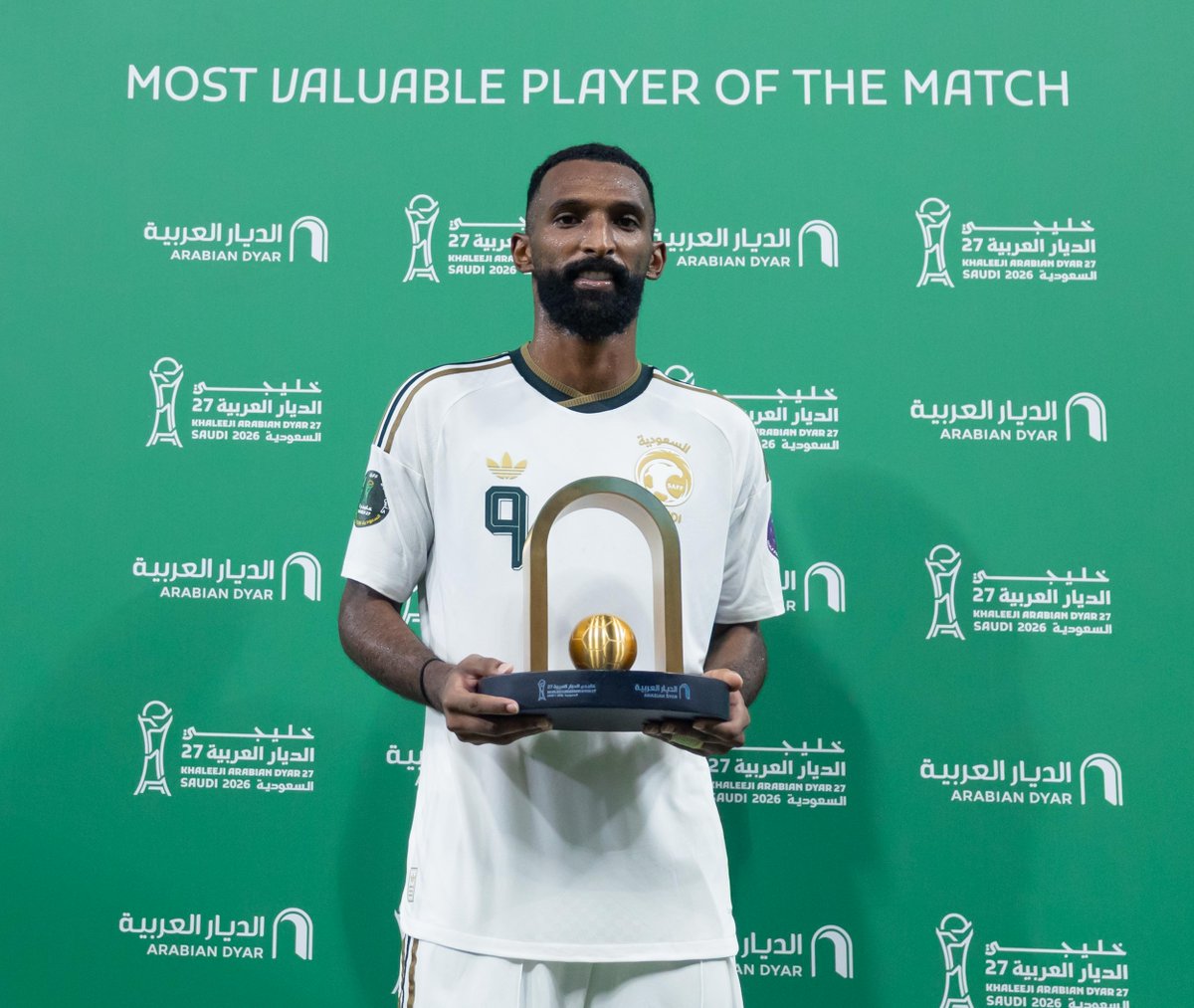 SaudiNT's tweet photo. رحبوا معنا ... بــ "رجـل المـبـاراة" فراس البريكان الذي وقع عليه اختيار الاتحاد الخليجي لكرة القدم 👏 . https://t.co/5IvGzuCnQz