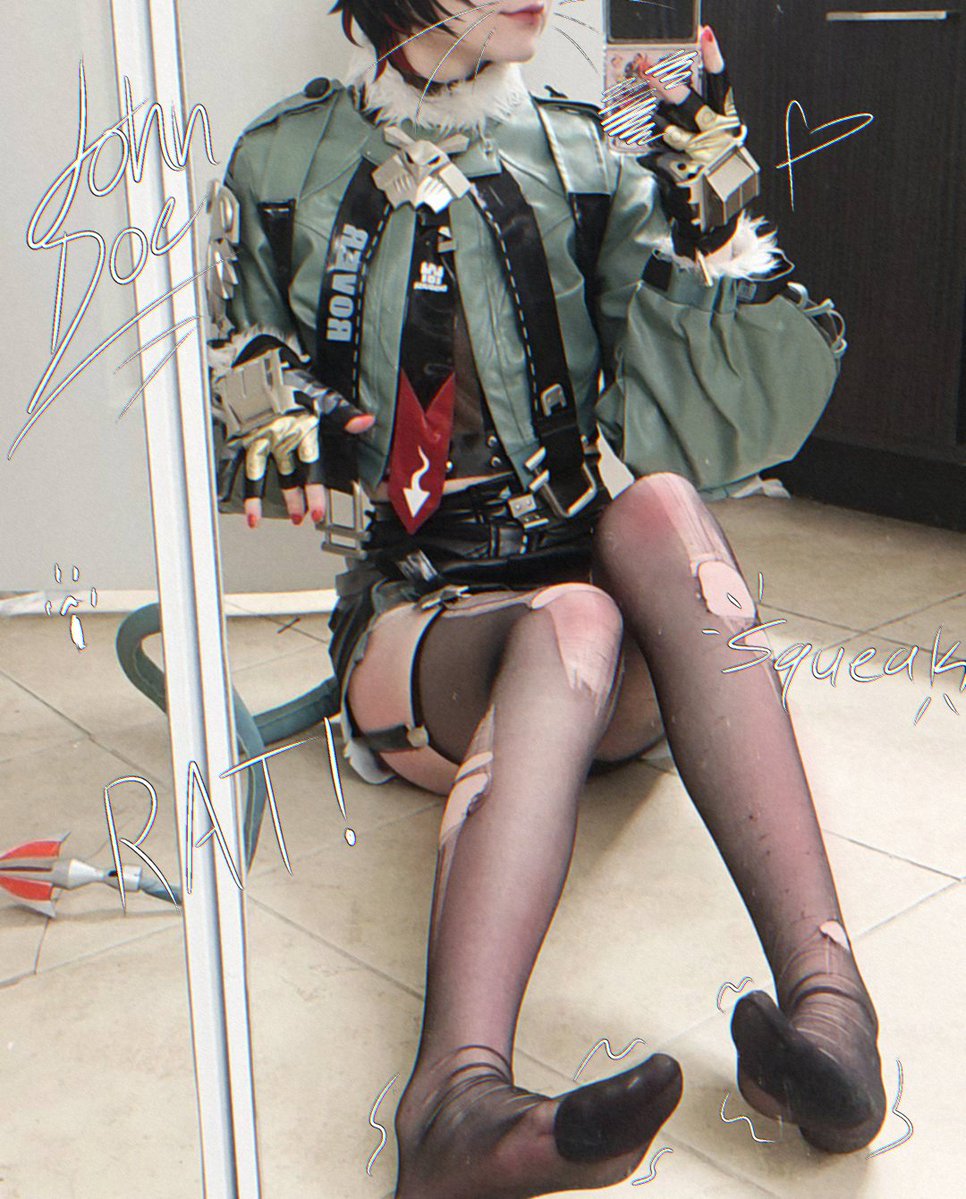 isogaivirtual's tweet photo. A little bit more John Doe for you... Wiggles my paws at you...🐁 https://t.co/zpxaswEA9X