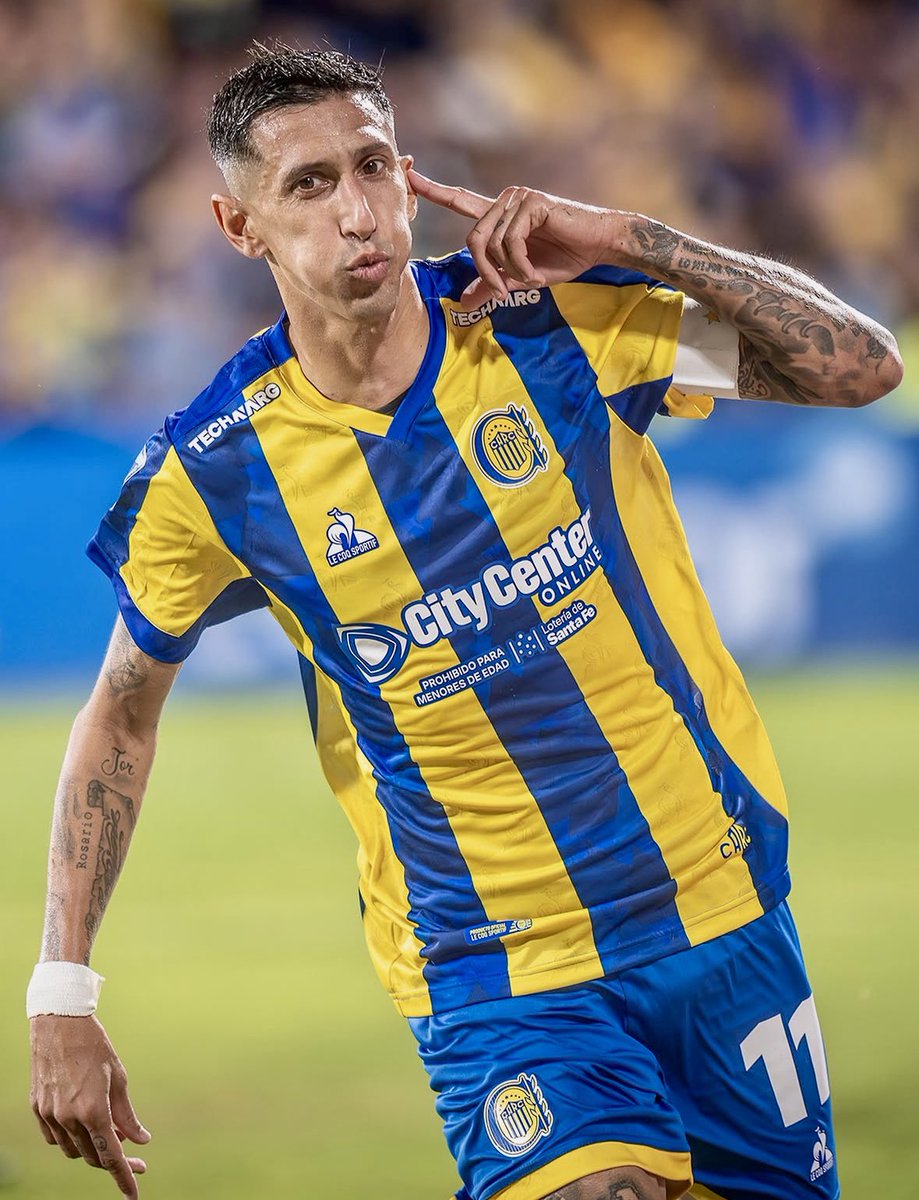 Futboltotal014's tweet photo. A todos los ingleses les haces el mismo gol fideo, estás enfermo https://t.co/T6n6rqNcel