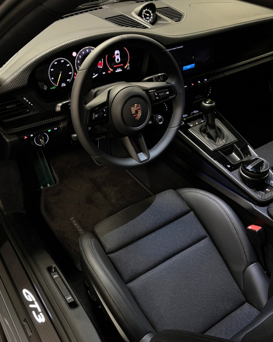 Venosier's tweet photo. Porsche 911 GT3 Touring https://t.co/RYsxLeVyTT