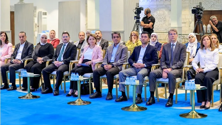Jo_0now's tweet photo. استثمار حقيقي في طاقات الشباب يبدأ من تطوير من يعمل معهم 🇯🇴🔥
وزارة الشباب تطلق برنامجًا لبناء قدرات العاملين مع الشباب مستهدفًا 130 مركزًا شبابيًا في مختلف محافظات المملكة ��تعزيز المهارات ورفع كفاءة البرامج والخدمات المقدمة للشباب في مختلف أنحاء الأردن https://t.co/DA6V4ZNtc0