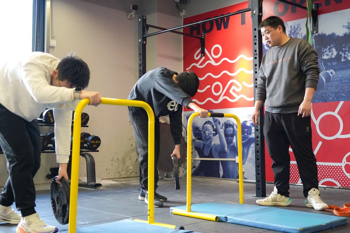 bluel558991's tweet photo. Magnesium training with my pal Hang — a productive and chill day!， https://t.co/9Knh9dIRVW