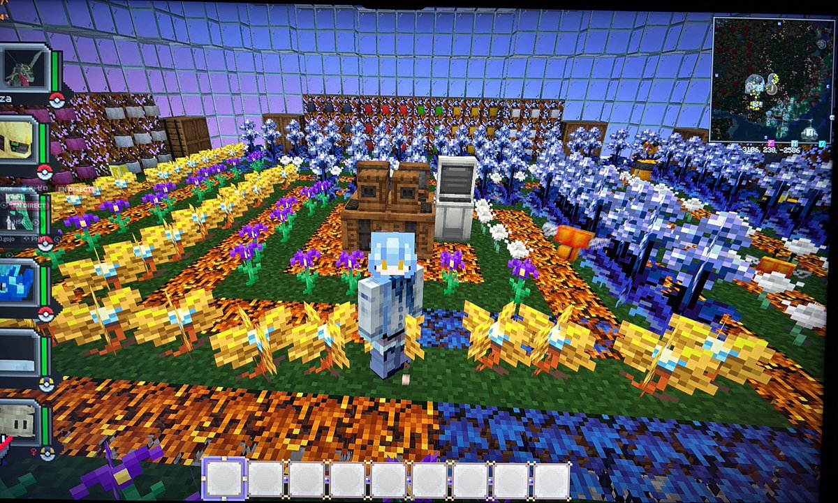 AmiliaTempest's tweet photo. //When I’m bored I do this:
- Minecraft skin: Rimuru (F!version)
- cobblemon (Pokemon x Minecraft)
- creative mode (because I’m a builder at heart)

(I do play in survival once in a while but I have so much to build and not enough resources…usually my friend do all the farming) https://t.co/Qndwk46x9v