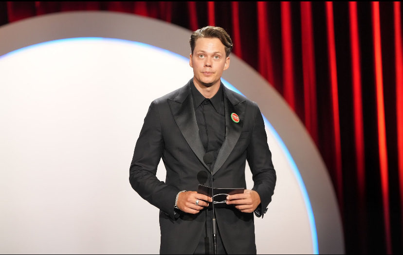 Downanotherbro's tweet photo. Bill Skarsgard with his Free Palestine badge! ❤️🍉  Sweet Bill https://t.co/XdgPqCxmIn