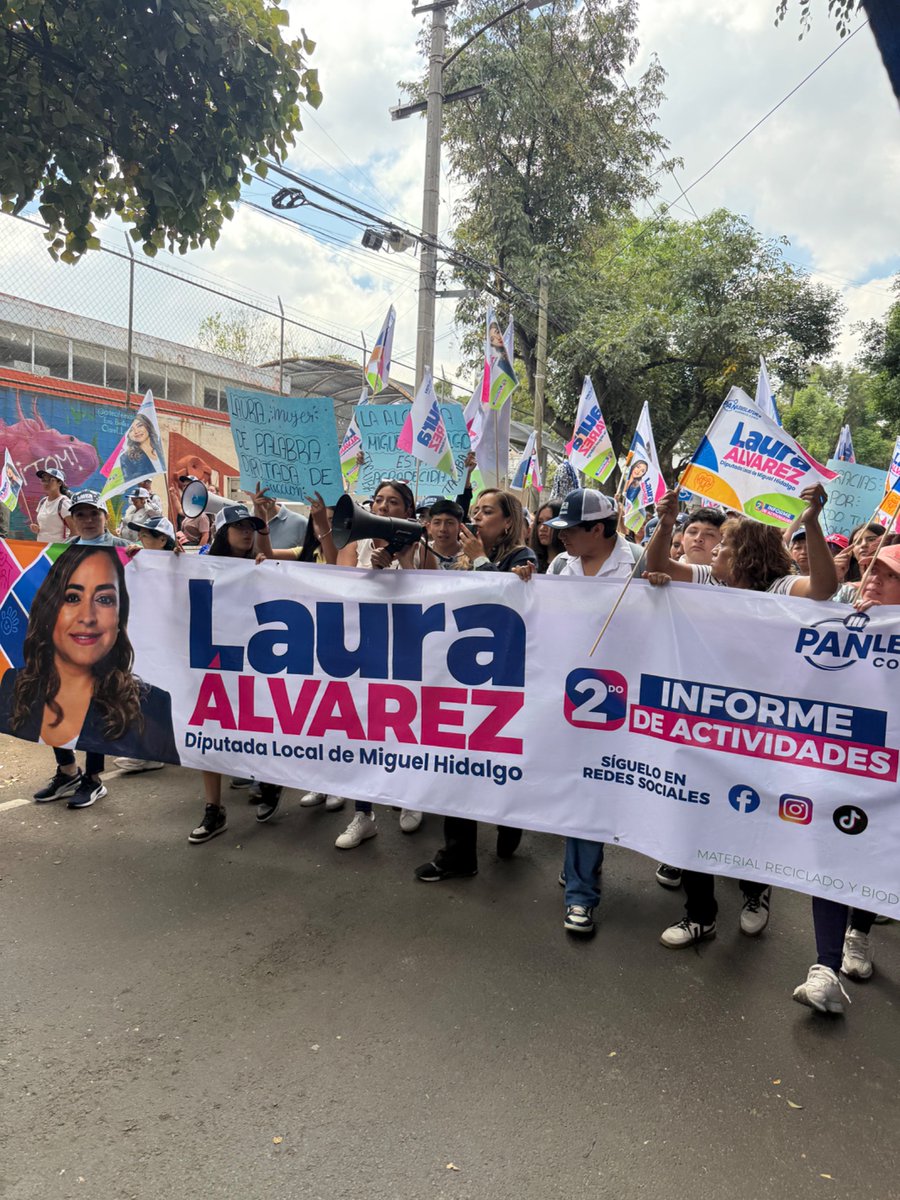 mauriciotabe's tweet photo. Muchas felicidades por tu 2º informe, @laualvarez_80.

Siempre he admirado tu forma de trabajar y sobre todo, la pasión con la que defiendes a las niñas y los niños en el Congreso.

Qué gusto ver todo lo que has logrado para poner en el centro a las familias de la Miguel Hidalgo.

Estoy muy orgulloso de ti.🫶🏻