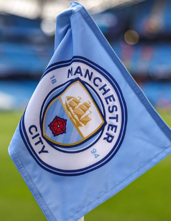 ToniBoiBoi's tweet photo. 🚨 MAN CITY GOT HAALAND FOR £51M. HERE’S THE CRAZY PART.

Borussia Dortmund had already rejected offers worth more than £75m from Chelsea and Manchester United. 

Chelsea then came back with an even bigger proposal — £130m plus Tammy Abraham. 💰

Dortmund still said no. 

Then City triggered Haaland’s £51m release clause and got the deal done. 

£75m+ rejected. £130m rejected. £51m accepted. 

Is there something that doesn’t add up here? 👀