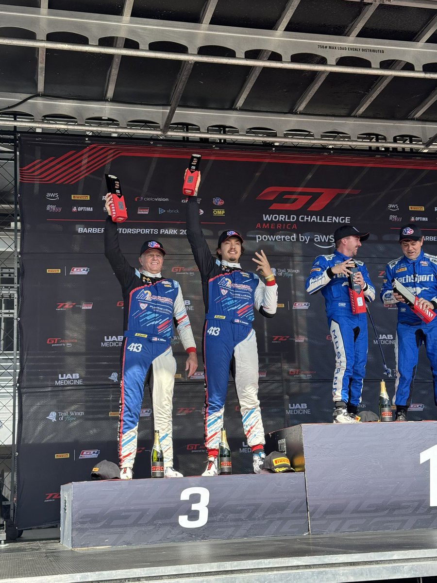 FlyingLizard_MS's tweet photo. Another incredible drive through the field puts Lumsden and Wilson on the @GT4America podium! https://t.co/x5mKSMBOtG