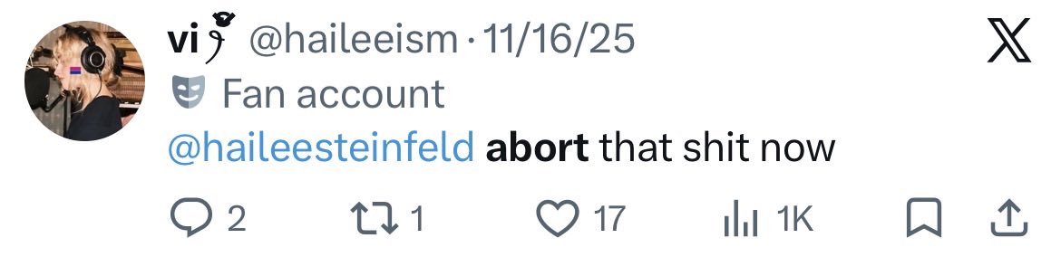 riddlerfilms's tweet photo. please don’t act like you give a fuck about her when this is what you said when she announced her pregnancy😭✋🏾 you are DERANGED https://t.co/HtMAdrTZhM