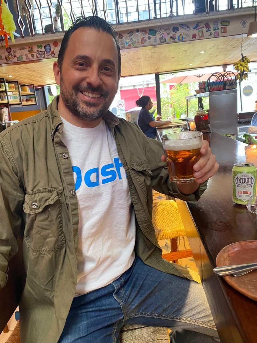 web3creative_'s tweet photo. Celebrating @Dashpay 📈 with my party outfit. 
I paid for it with DASH in Amsterdash. https://t.co/jv9YOMIrtX