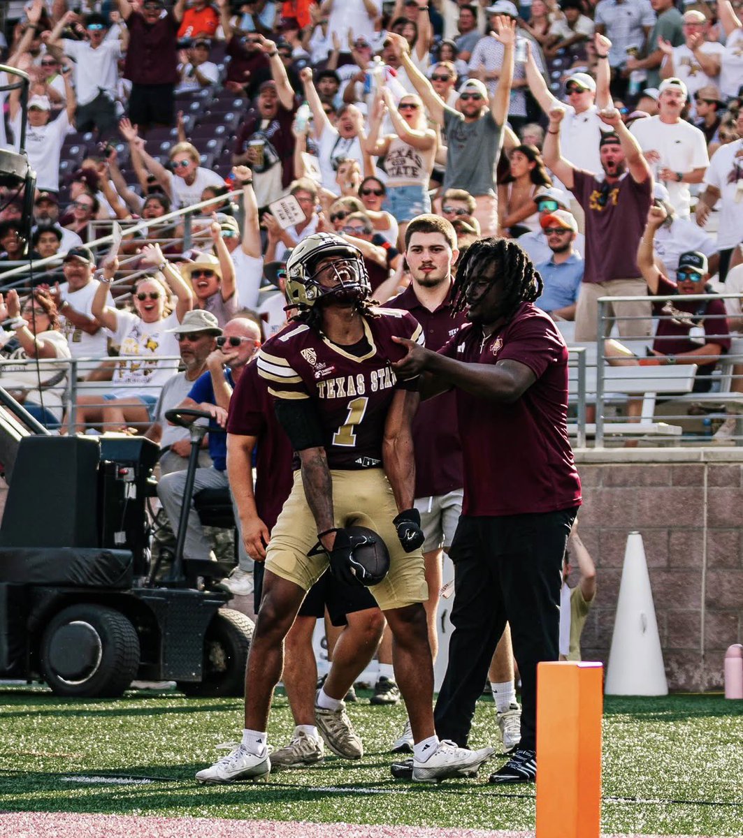 JohnRangel_'s tweet photo. #AGTG After a great conversation with @TrustMyEyesO , I am
blessed and honored to receive my 11th offer and 10th Division 1 offer from Texas State University. Looking forward to building this relationship! @TXSTATEFOOTBALL https://t.co/H132RMraRD