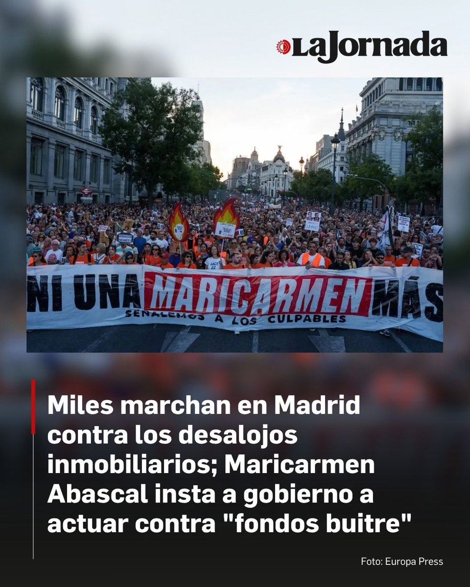 lajornadaonline's tweet photo. 🇪🇸 🏠 #España | Decenas de miles de personas recorrieron en centro de Madrid bajo el lema: “Maricarmen, ni una más”, en alusión a la octagenaria Maricarmen Abascal, quien fue echada de la que había sido su vivienda durante 70 años tras ser adquirida por un “fondo buitre”.

Los manifestantes gritaron consignas sin cesar, que iban dirigidas contra los fondos buitres y “los rentistas”, los responsables políticos, sobre todo contra el alcalde de Madrid, José Luis Martínez Almeida, y contra la presidenta de la Comunidad, Isabel Díaz Ayuso, pero también exigir al gobierno español a que tome medidas urgentes para solucionar la crisis.

Lee más aquí 👇
https://t.co/Q1hsZfku7T