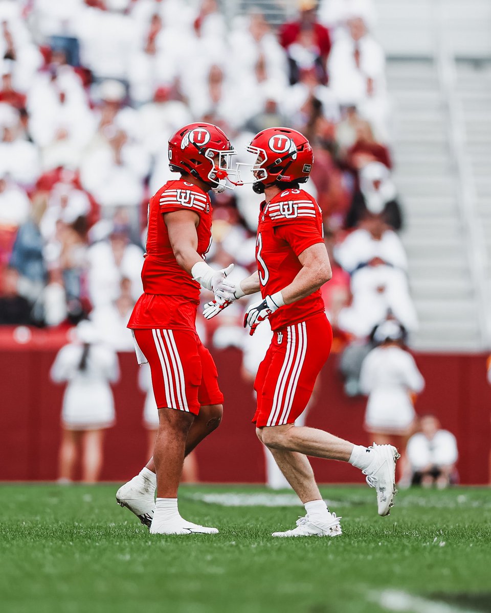 Utah_Football's tweet photo. Defense back to work😤

#GoUtes | #RSNB https://t.co/33tZNEqMbc