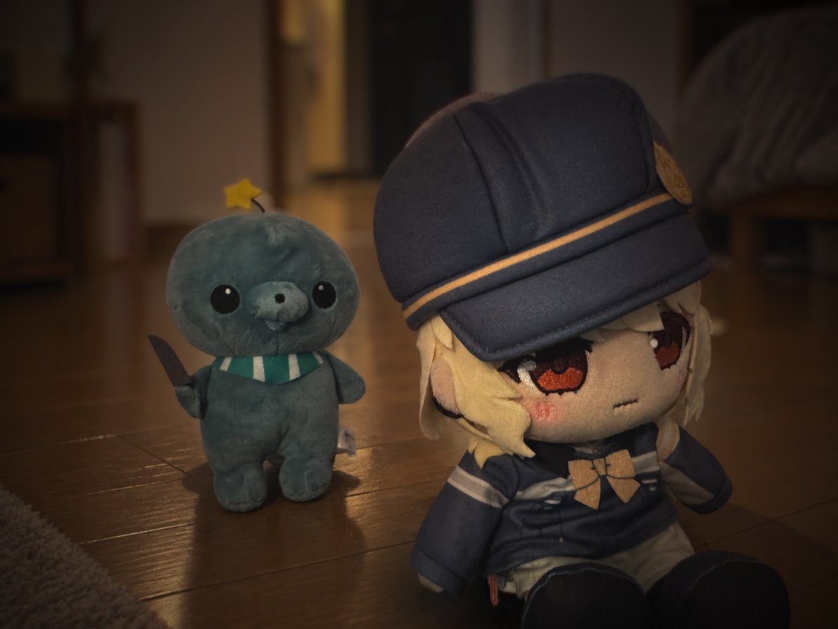 kasasagia's tweet photo. 「……後ろ、何かいるんですけど……。」

#ブルアカぬいぬい部 https://t.co/jV7yjalCov
