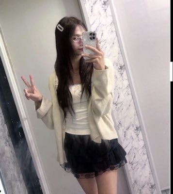 peeraphak498441's tweet photo. #รังสิต เหงาจัง🥺🫶🏻 #สาวสอง🥰 https://t.co/RPFywCF0hB