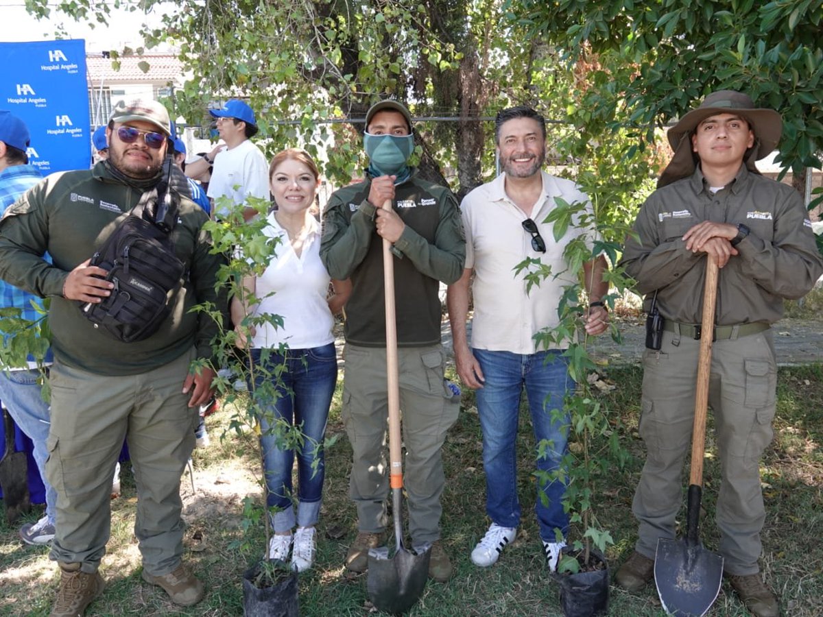 trielecpue's tweet photo. 🌱💚 ¡Sembrando futuro juntas y juntos por Puebla!

En el #TEEP creemos que nuestro compromiso con la justicia va de la mano con el cuidado de nuestra casa común. https://t.co/VfWEUHnizu