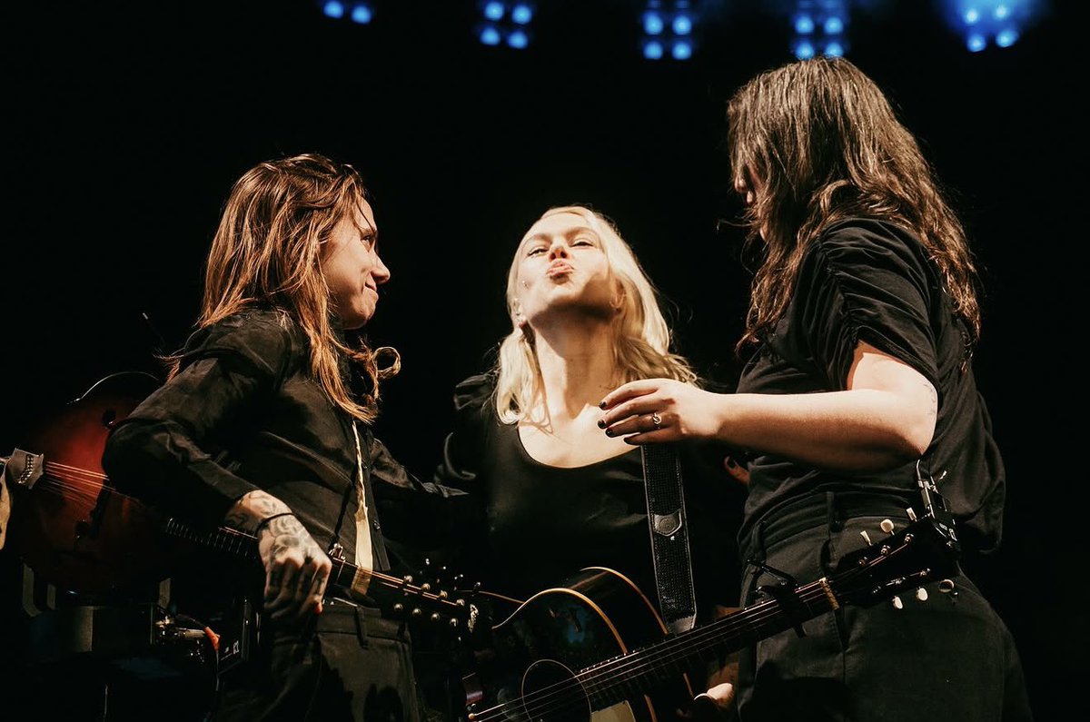 barclayscenter's tweet photo. Brooklyn loves the boys 

📷: Ashley Gellman https://t.co/tHfMQ3n4HV