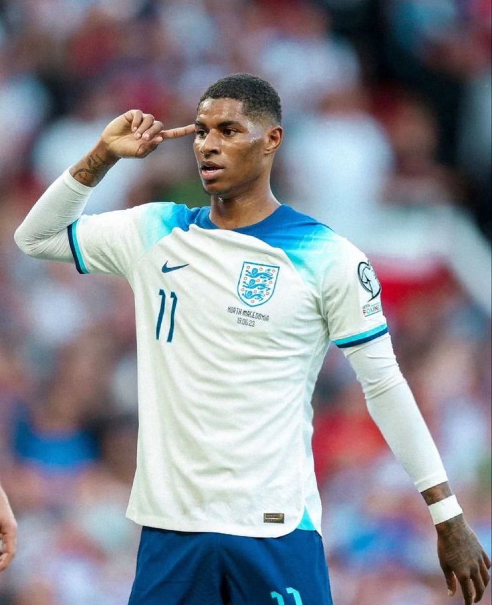 UtdLaser's tweet photo. Missing someone? @England https://t.co/3FWYrxPVl4