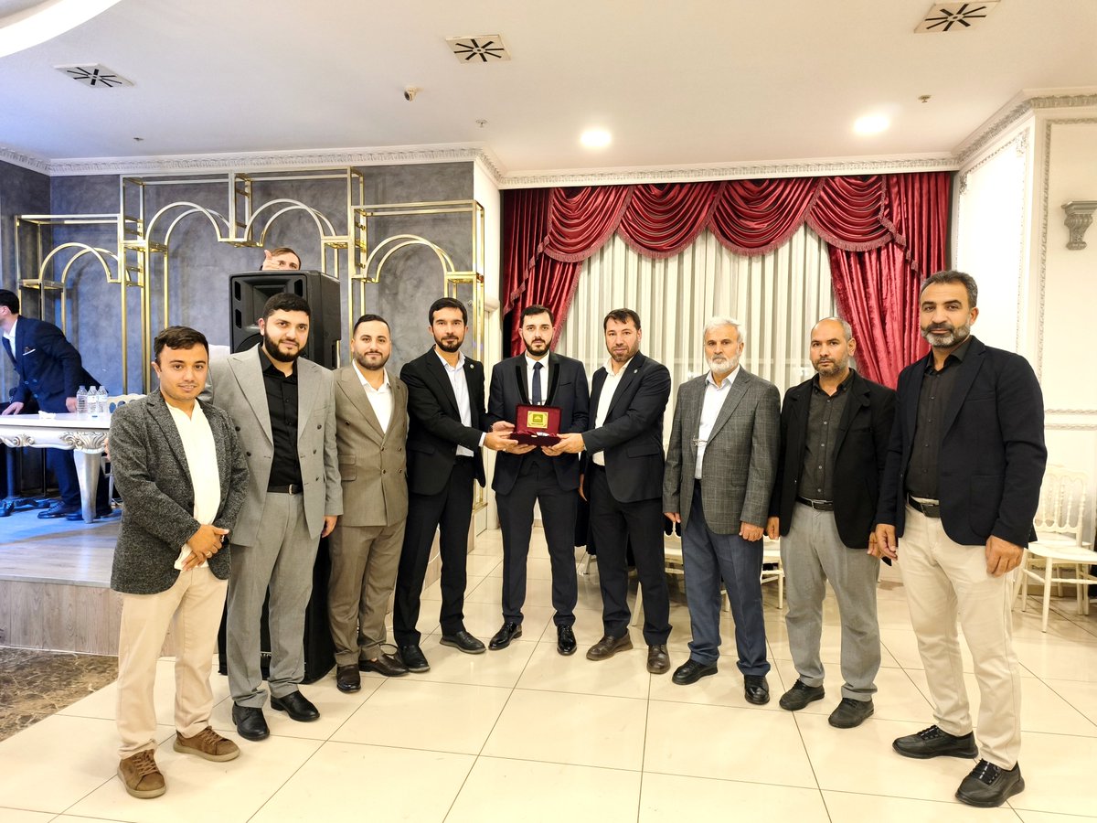 ZekiAras16's tweet photo. Toplumun kalbi ve en sağlam kalesi ailedir.

Eray ve Eda Yazgılı kardeşlerimizin bu hayırlı adımına şahitlik etmekten mutluluk duyduk. 

Rabbim birlikteliklerini daim, yuvalarını huzurlu eylesin. https://t.co/DCXOMUCE6w