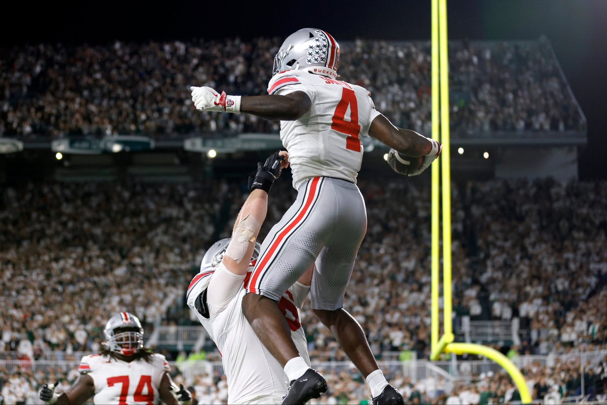 vincentConnect's tweet photo. Jeremiah Smith is cooking today. 3 TDs in the first half vs Illinois and he’s not even done yet. This man is playing like the Heisman is already his.
Best player in college football right now? Don’t even try to argue. 🔥
#JeremiahSmith #Buckeyes #CFB #Heisman https://t.co/0Pb4YP4jYv