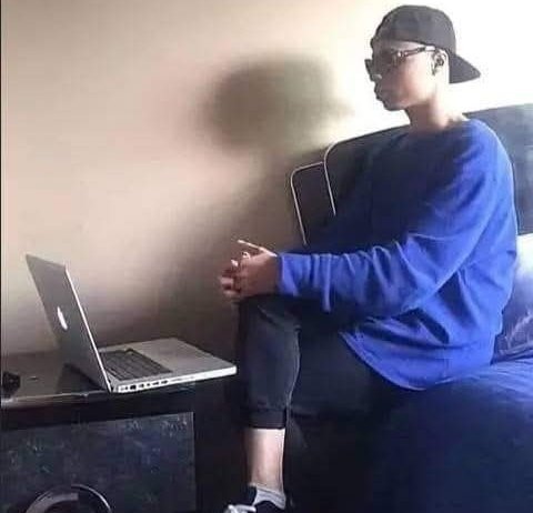 KatsCarey's tweet photo. Esperando que Abelardo saque la vacante de "gerente de aplausos" en Computrabajo. https://t.co/yUNLtqrIrg