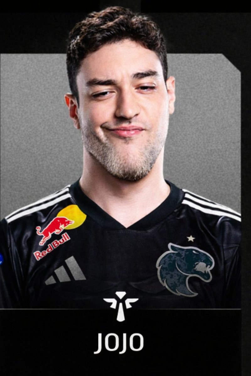 xulhu's tweet photo. Nunca que o @jojooolol deixaria passar a chance de ficar Top 3 e pegar férias antecipadas não indo pra Demacia Cup nem Worlds

#CBLOL #LOLBR https://t.co/v6vigEWAfh